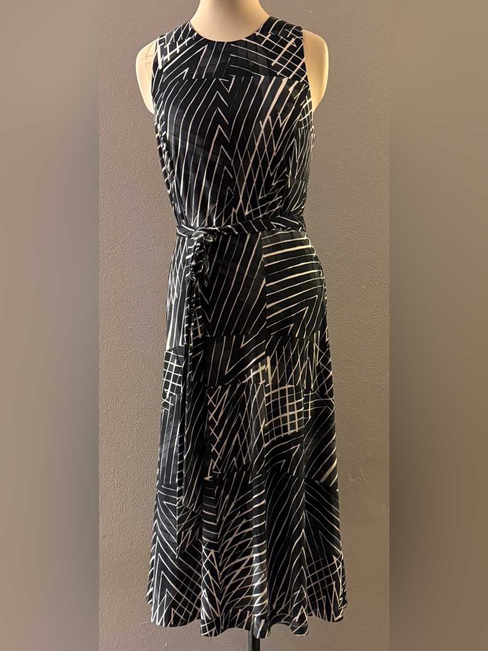 Lauren Ralph Lauren Sleeveless Black & White Geometric Dress Waist Tie Size 12